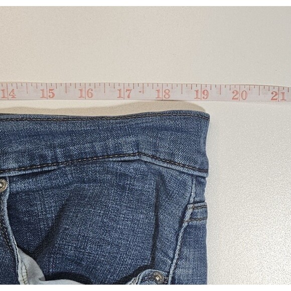 Levi's Women's Classic Boot Med Blue Wash Size 18 Denim Jeans - Picture 5 of 8